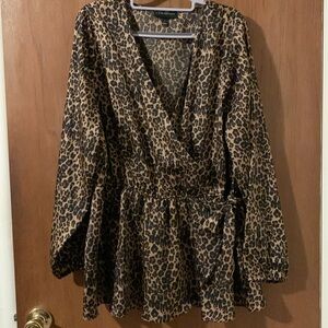 Lovely Leopard size 18 Lane Bryant blouse in excellent like new condition